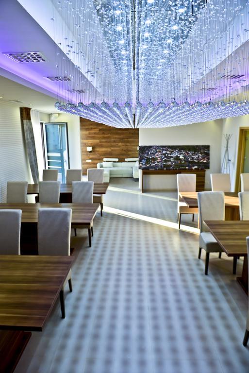 Metropolispa Пйотркув-Трибунальський Екстер'єр фото